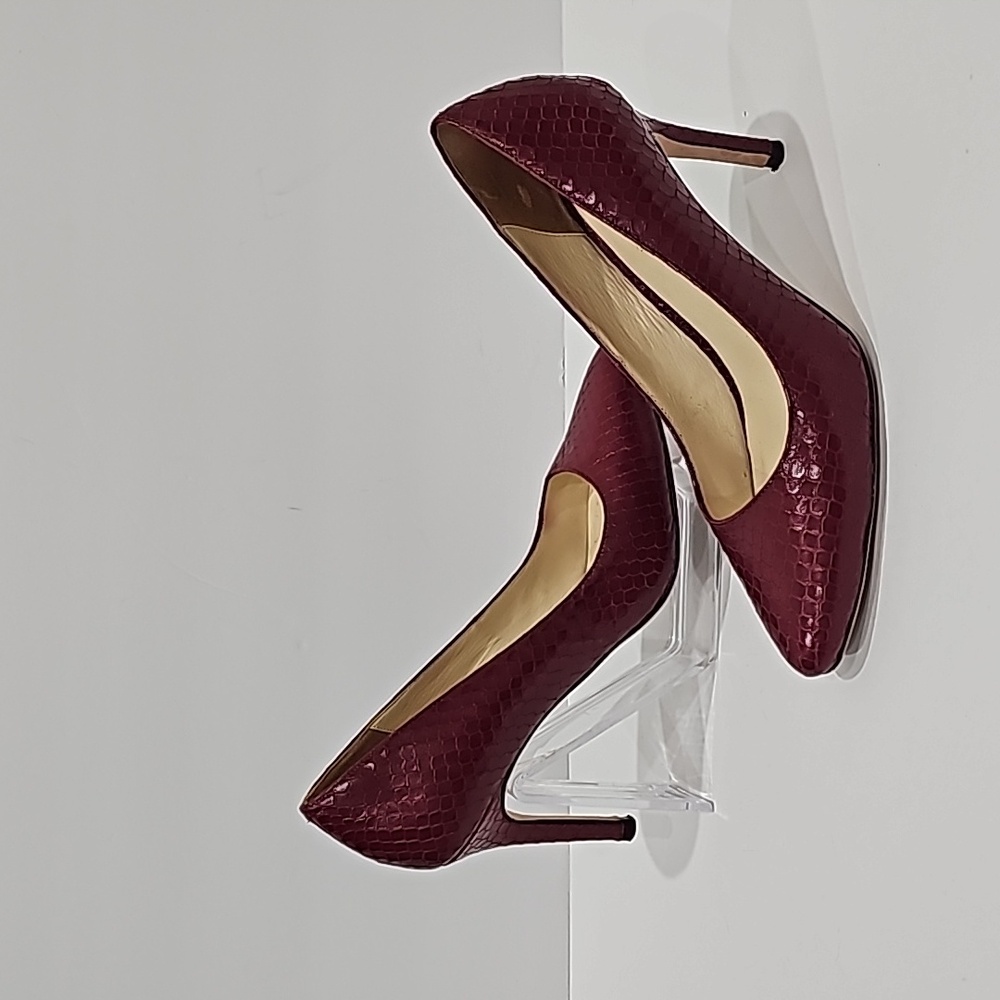 Cole Haan Vandam Pumps Burgundy Sneak Skin Emboss Size 7.5 round toe